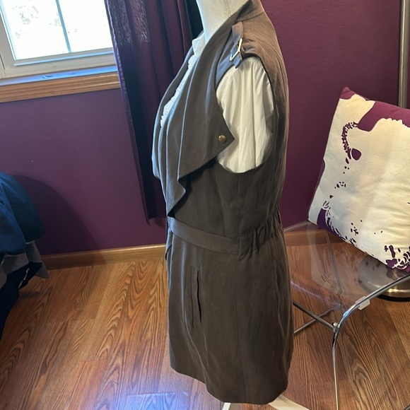 Long vest, belted, sz XL, taupe - Picture 5 of 7